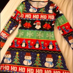 LaSuiveur Women’s Christmas Print pullover dress